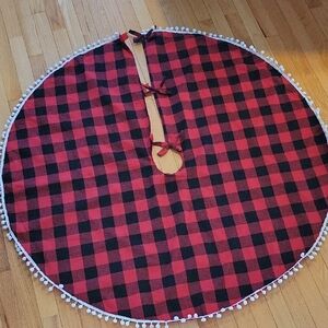 Red and Black Plaid Christmas Tree Skirt with Pom Pom Trim